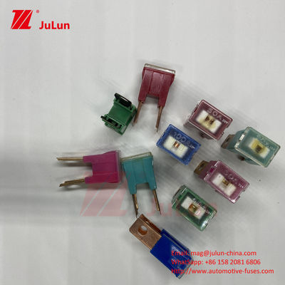 أجهزة التأمين المخصصة للشعار النحاسية توفر حماية 20A-100A من الحمل الزائد للسيارات