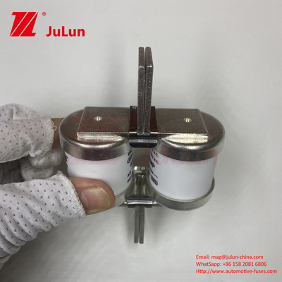 بوسمان 630MMT 690V السيراميكي النحاس مصابيح السيارات M6/M8 تركيب 630A مصابيح السلامة التيار الكهربائي