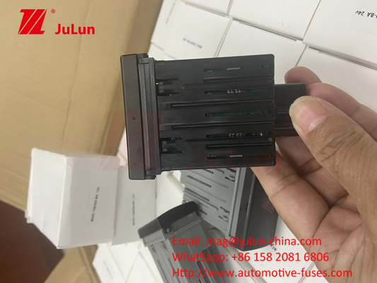 12V 24VFORD زر الضغط مفتاح الخطر مفتاح الضوء مفتاح إشارة الخطر توقف مفتاح