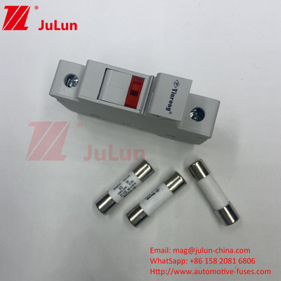 المصنع المهني BYPV-18 1pole 16a 1000v Dc Din Rail Fuse Holder مع 1500v Dc فيوز للطاقة الشمسية