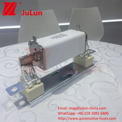 أجهزة حماية الطاقة الشمسية