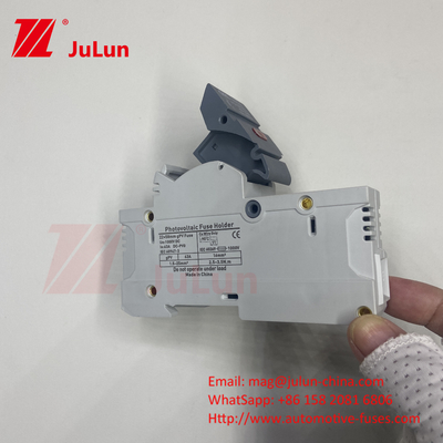 TUV DC الطاقة الشمسية الصلبة الصلبة الصلبة صندوق القاعدة DNPVF1-32 حماية النظام الشمسي 10x38MM 1000V GPV سريعة النفخة السيراميكية DIN Rail