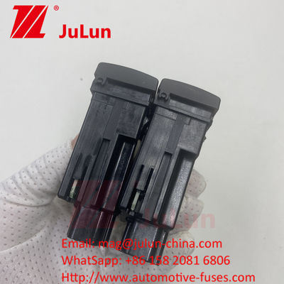 مفتاح الضوء المضيئ BC45 13A50 BA 24V 12V قابلة للتخصيص للشاحنة الثقيلة قوة 0.05G