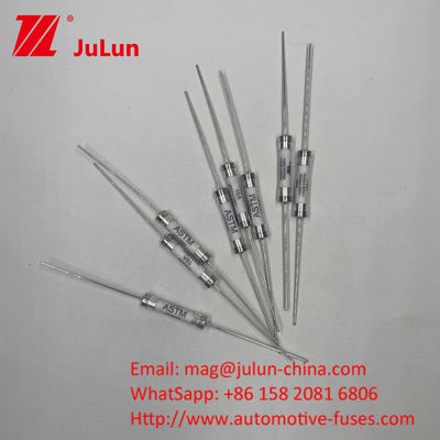 HV660 12A 500VDC 30KA سعة كسر فيوز السيارات السيراميكي مع حفرة PCB وتثبيت المشبك