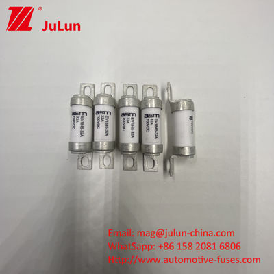 32A 700V التوتر مصدر التأمين للسيارات DC FUSE EV1845 سلسلة 10kA محطة المسمار مصدر التأمين المتوسط