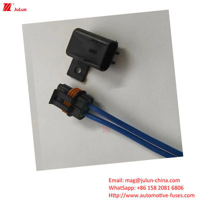 حامل فيوز الكهربائي للسيارات البلاستيكية / غطاء النيلون 32V