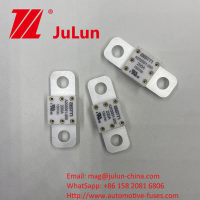 ASTM A202001-100A 150VDC مصابيح السيارات السيراميكية ذات الحجم الصغير المقترح عزم الدوران الضيق 11-13N · m لـ M8 حماية الدورة القصيرة المسموح بها بالتيار العالي