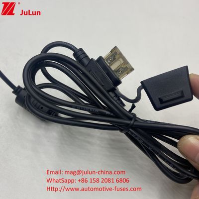 مصنع منفذ سيارات ماكسيه / ميغا سمد حامل فيوز 8AWG/10AWG عازل المياه شفرة حامل فيوز في خط مقاوم للرياح والغبار