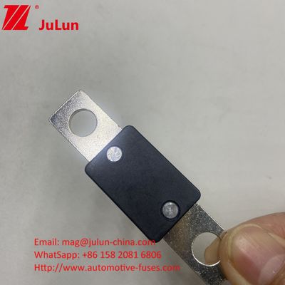 مسافة حفرة 51 ملم للسيارات EV320*-5X 225A 70VDC مصابيح 68*19*10 ملم 6KA القدرة على الكسر للسيارات الأداء