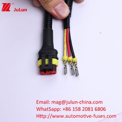 ضوء السيارة المقاوم للماء ضوء LED السلكية السلكية معدات آلة السيارات الحقن صب السلكية السلكية الطاقة الجديدة الشاحنة الميكانيكية المعدات السلكية السلكية