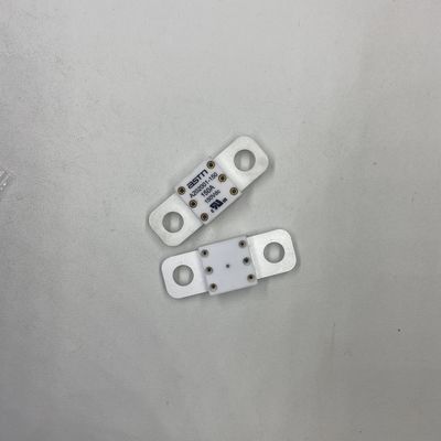 مصابيح السيارات السيراميكية 150VDC 200A مع M8 سعة التشنج 20kA