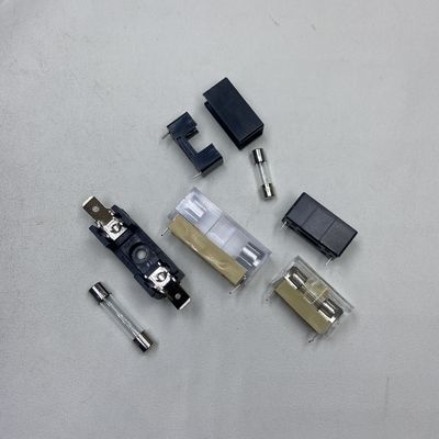 حامل فيوز PCB مصمم لـ 5 * 20mm 6 * 30mm السيراميك على لوحة PCB التثبيت الصفيحة