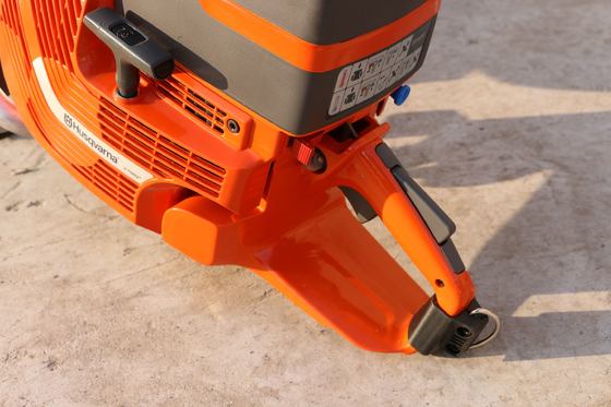 شفرة إنقاذ خالية من الغبار أسمنت الطريق الخرسانة قطع آلة AC 1270 16 بوصة إنقاذ خرسانة شفرة