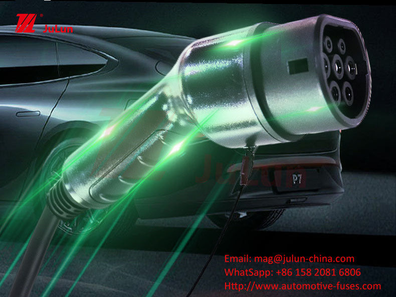 مسدس شحن أوروبي قياسي من النوع 2 شاحن سيارة كهربائية محمول 7 كيلوواط كومة شحن محمولة