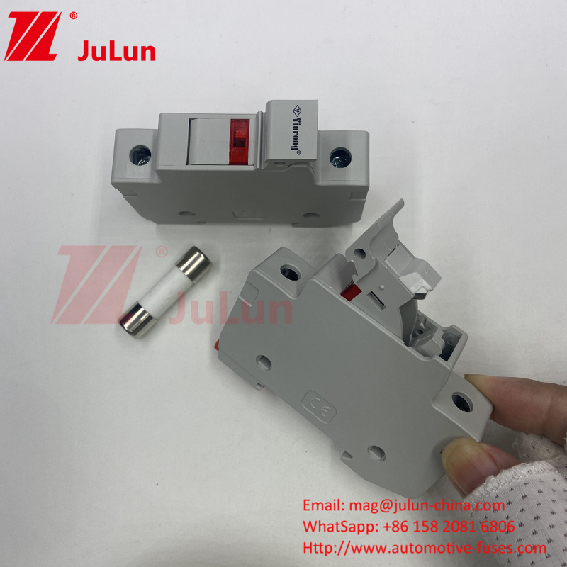 1500VDC القدرة على الكسر فيوز الطاقة الشمسية فيوز الطاقة الشمسية DC فيوز 1000V 15A-32A تصنيف للحماية الكهربائية في نظام الطاقة الشمسية
