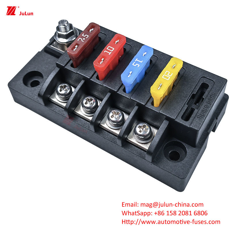 قطع الغيار للسيارات الثقيلة 30A-500A الجهد المسموح به 32V صندوق فيوز حماية الدائرة للمنازل الكهربائية