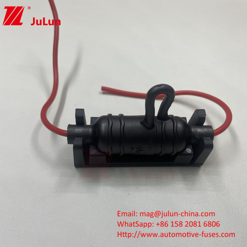 عازل الغبار منخفضة الجهد حامل فيوز السيارة الأحمر الأسود السيليكون PPS 10A 250V