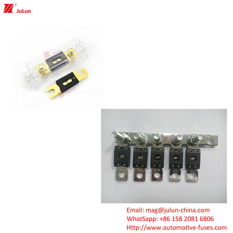 قطع غيار السيارات الثنائية القطبية البلاستيكية المأوى حامل فيوز الجهد القياسي 32V / 48V / 72V