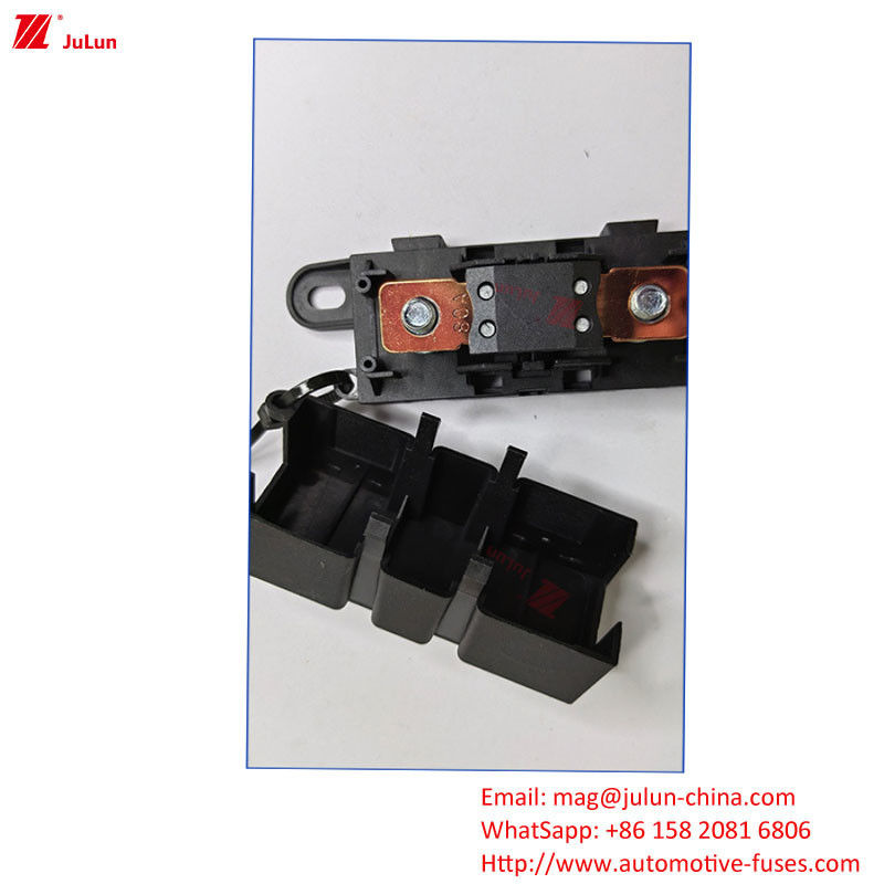 Eu UL معيار قطع الغيار للسيارات الأبعاد الخارجية حامل فيوز / صندوق بلاستيكي / غطاء نايلون التوتر المحدد 32V 48V 72V السيارات / المركبات الكهربائية / الدراجة النارية