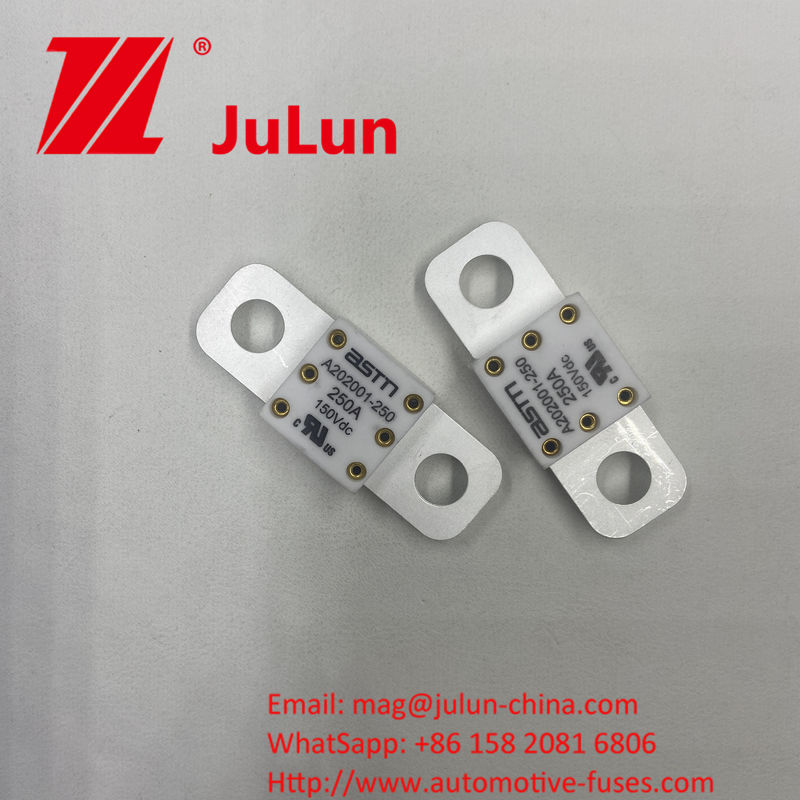 A202001-100A 150VDC فيوز السيراميكية للسيارات لنظام الجر الكهربائي المقترح عزم دوران ضيق 11-13N · m لتركيب M8