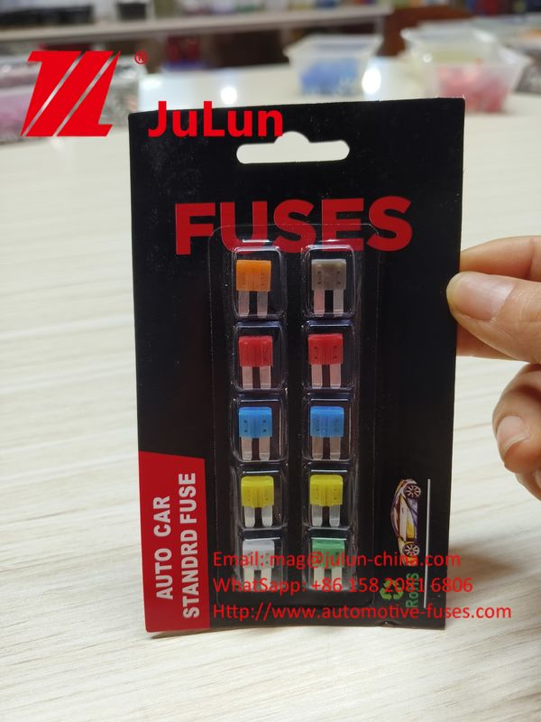 فيوز شفرة متينة 32 فولت 15 أيه للشاحنات المتحركة في الطرق الوعرة