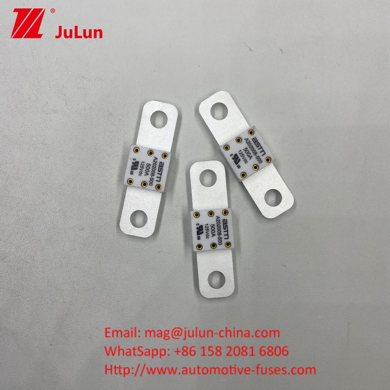 مصفوفة ASTM للسيارات الكهربائية A202008 300A مصفوفة 125VDC نوع المحطة AC Ev محول شاحن متوافق مع قدرة كسر 20KA