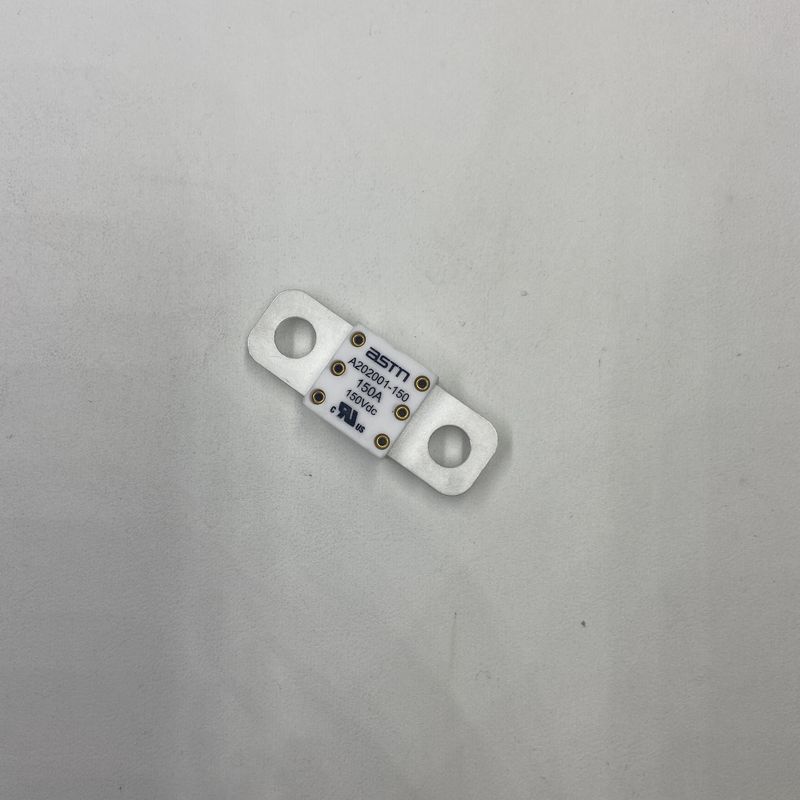 150A 150VDC تحويل الطاقة السيراميكية مصابيح السيارات القدرة العالية على الكسر 16KA 20KA مع عزم الدوران الضيق الموصى به 11-13N · m ل M8