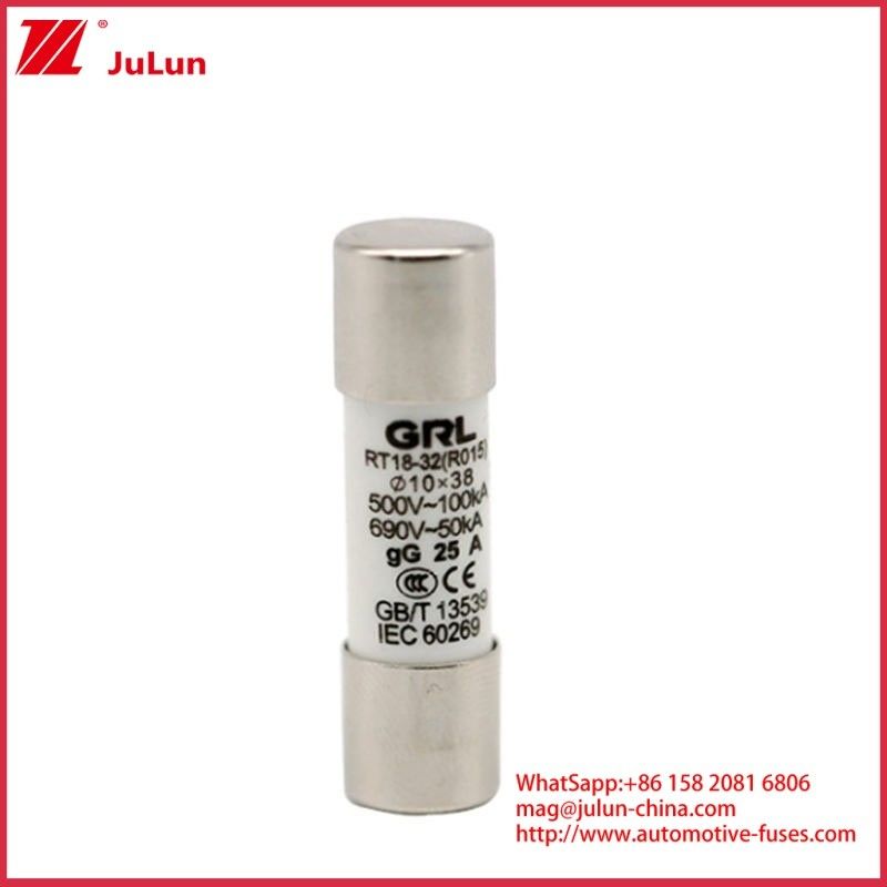 15A 1000VDC فيوز لينك الطاقة الشمسية GPV DC فيوز 10 * 38mm 32A تصنيف للحماية الكهربائية في أنظمة الطاقة الشمسية للاستخدام مع غرف الفيوز