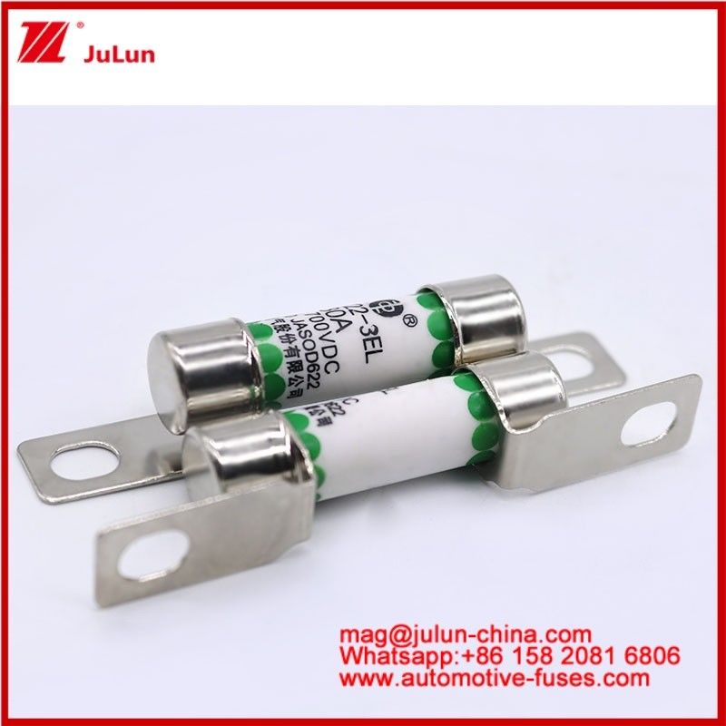 EV322 3EL 30A DC700V فيوز سيراميكي أنبوبي فيوز للسيارات الكهربائية هيكل اتصال محول مع مقاومة الاهتزاز ممتازة مضادة للصدمات الميكانيكية مضادة للحمل الكيميائي درجة حرارة عالية
