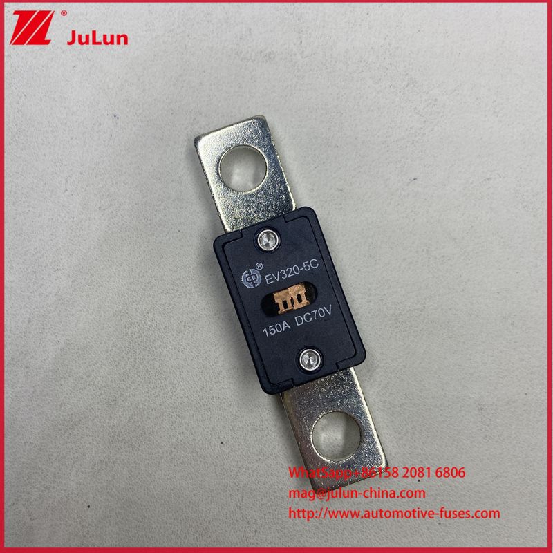 معدل انقطاع عالي 450A EV302-5C 5X 100A 150A DC70V الحجم المدمج DC حماية شحن السيارة الكهربائية للسيارات الكهربائية