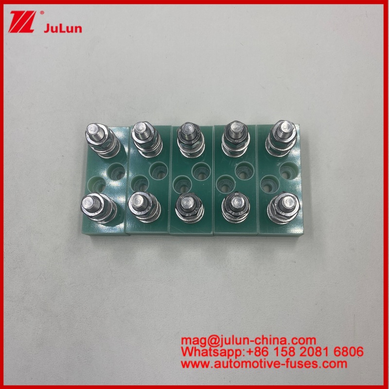 ASTM السيراميك A202001 300A 250A 500A 150VDC FHR39-M8-01 حامل فيوز بطارية السيارات