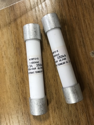 3A 1300V السيراميك المواد عالية الجهد الصمامات الحالية 250KA 15X75mm