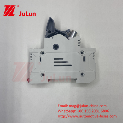 500VDC الطاقة الشمسية Pv فيوز Dc فيوز السيراميكي مع حامل للأنظمة الشمسية 14 * 51mm 1000DC