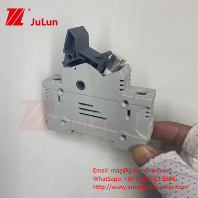 فيوز الطاقة الشمسية الأسطوانية 10A-63A 1000VDC/1500VDC IEC60269.6 فيوز 10X38 1p 2p 3Pole Np Dc فيوز مربع فيوز الطاقة الشمسية