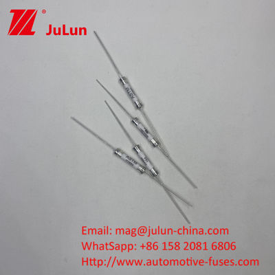 HV660 25A 500VDC ASTM مصابيح السيارات مع 20A 500VDC HV660 16A 550VDC ASTM