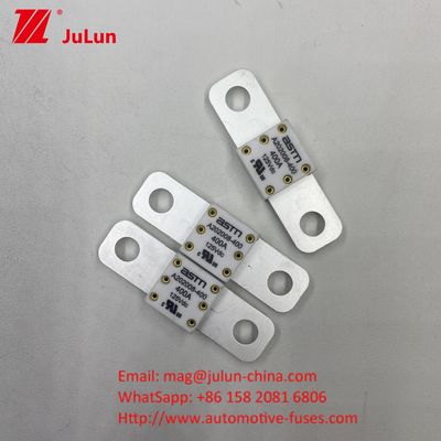 فيوز بطارية السيارات M8 150A 125VDC 20KA